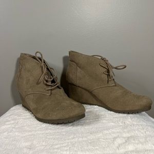 Brown wedge boots